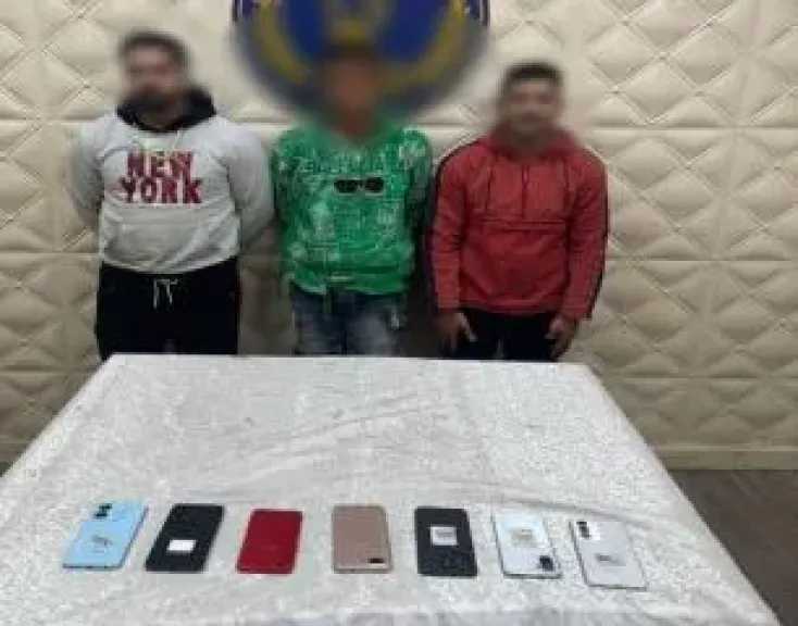 ضبط شخصين لسرقة الهواتف المحمولة بأسلوب المغافلة في السيدة زينب