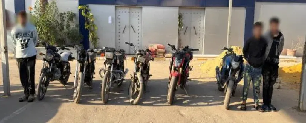 المتهمين 