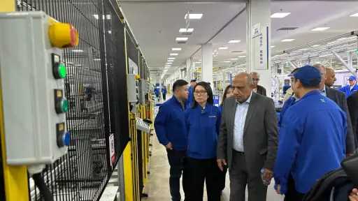 وزير الكهرباء يشهد مراسم توقيع تعاون لتوطين صناعة بطاريات تخزين الطاقة في الصين