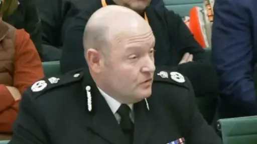 استقالة قائد الشرطة البريطانية بسبب جمهور فريق كرة قدم إسرائيلي