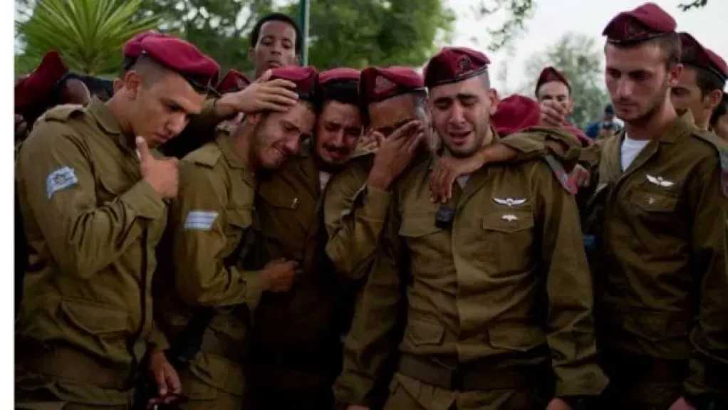 جنود الاحتلال يكتبون نهايتهم أيديهم .. حرب خفية فتاكة تتجاهلها إسرائيل