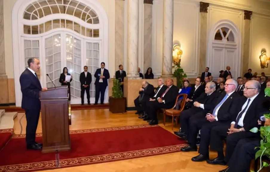 وزارة الخارجية تنظم احتفالية لتكريم السفراء المتقاعدين تقديرا لمسيرتهم الوطنية