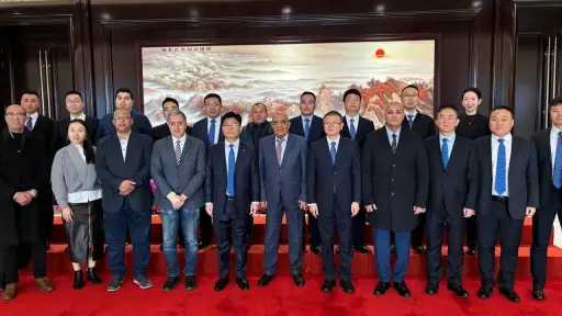 وزير الكهرباء يشهد مراسم توقيع مذكرة تفاهم مع الصين لبناء أول مصنع لإنتاج «Inverters»