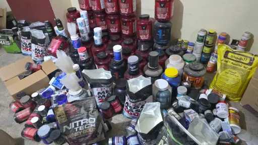 محافظة الجيزة تضبط منشأة مخالفة لتعبئة المكملات الغذائية مجهولة المصدر بحي الطالبية