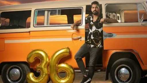 مينا عطا يحتفل بعيد ميلاده الـ36 ويطرح أغنيته الجديدة «قشطة وعسل»