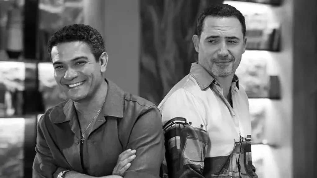 آسر ياسين يشوق جمهوره لتعاون فني جديد مع ظافر العابدين