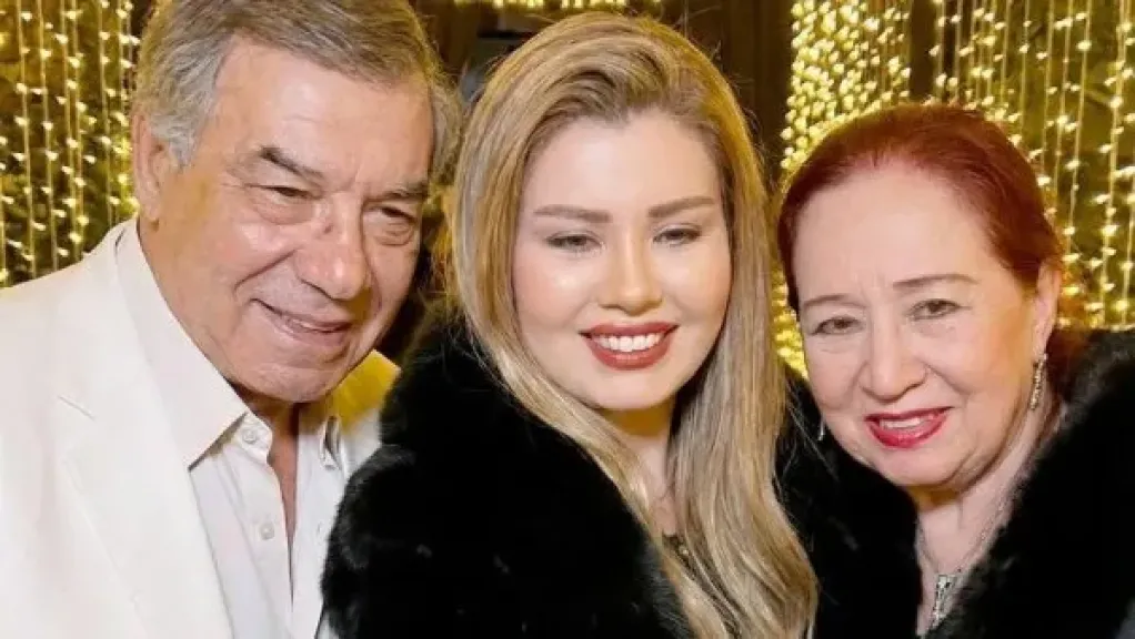 رانيا فريد شوقي ووالديها 