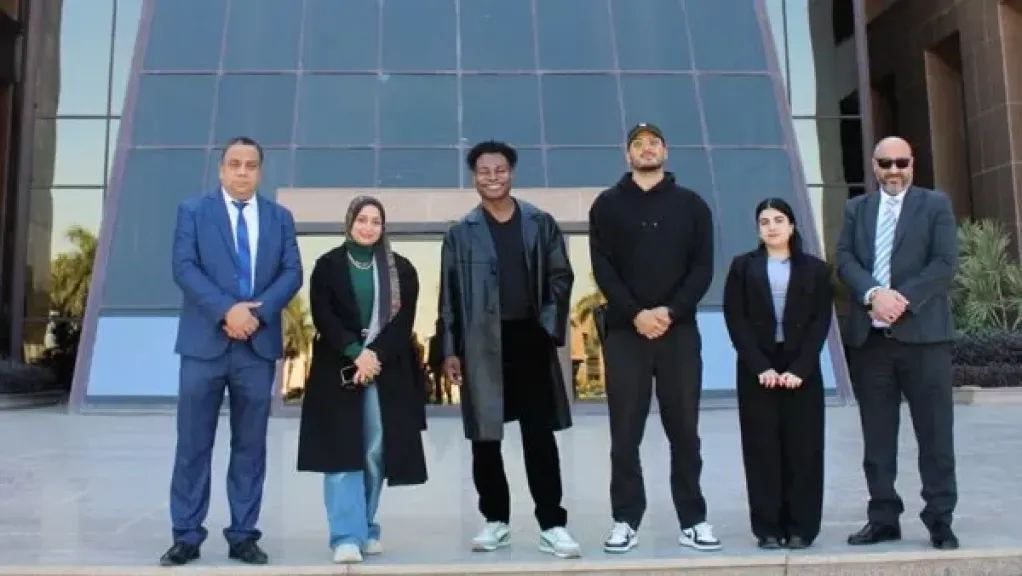 الممثل والمنتج الأمريكي  Odain Watson