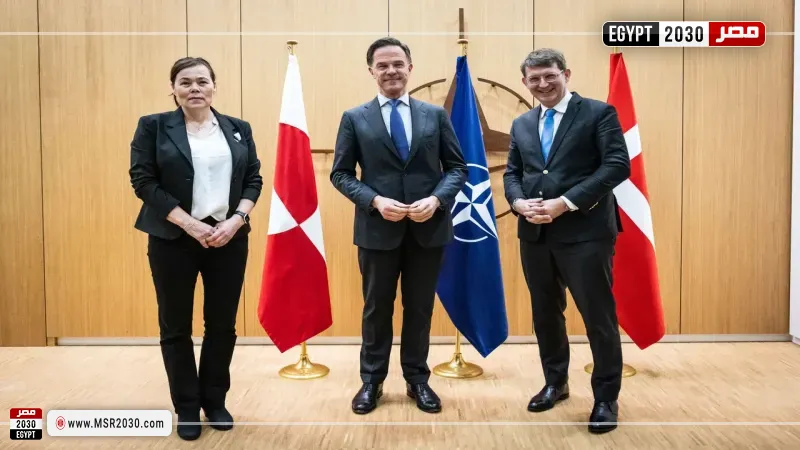 وزير دفاع الدنمارك ووزيرة خارجية جرينلاند