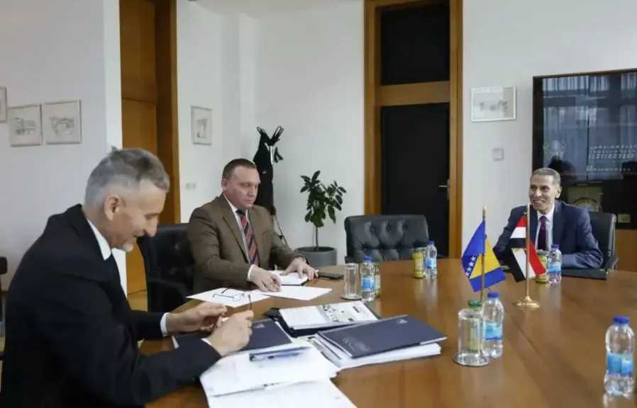 السفير المصري في سراييفو يلتقي رئيس مجلس الشعب في البوسنة والهرسك