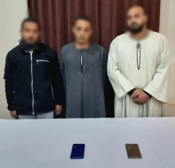 المتهمين 