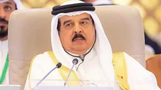 ملك البحرين يؤكد موقف المملكة الثابت تجاه دعم أمن واستقرار لبنان ووحدة وسلامة أراضيه