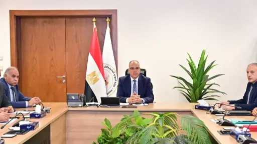 وزير الري يوجه بتحديث خطط الاستعداد للموسم الصيفي 2026