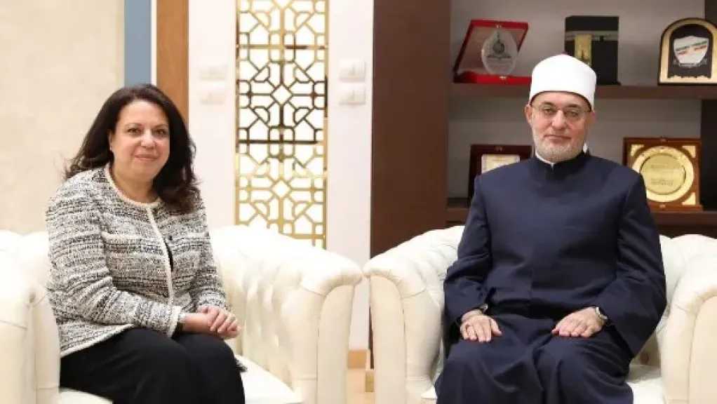 مفتي الجمهورية يستقبل سفيرة مصر لدى مملكة تايلاند