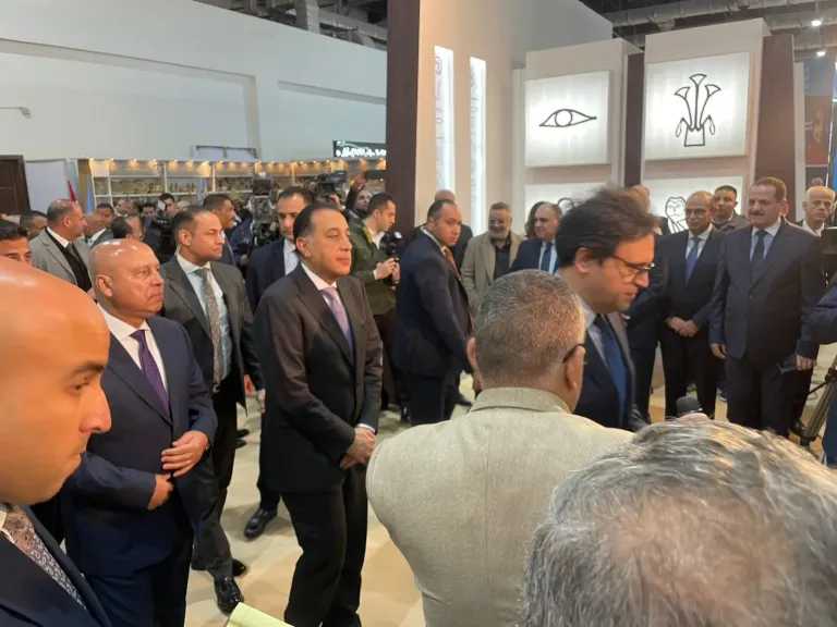 شاهد.. لحظة افتتاح رئيس الوزراء لمعرض القاهرة الدولي للكتاب