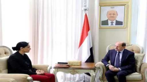 رئيس الوزراء اليمني يناقش مع سفيرة بريطانيا دعم التعاون السياسي والاقتصادي