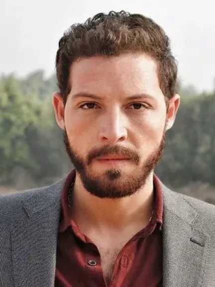 محمود حجازي ينفي اتهامه بالاعتداء على زوجته ويؤكد ثقة كاملة في القضاء