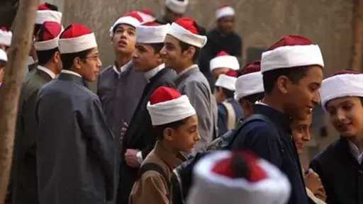 طلاب الشهادة الإعدادية الأزهرية يختتمون اليوم امتحاناتهم باللغة الأجنبية