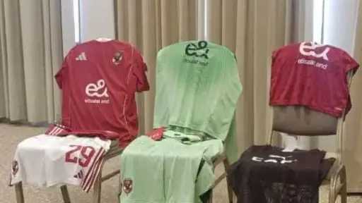 كواليس الاجتماع الفني لمباراة الأهلي ويانج أفريكانز بدوري... كواليس الاجتماع الفني لمباراة الأهلي ويانج أفريكانز بدوري أبطال إفريقيا