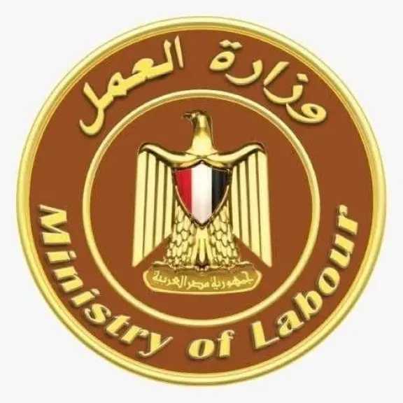 وزير العمل يأمر بالتحقيق مع العاملين بمكتب عمل بكفر الشيخ .. ويؤكد المحاسبة دون استثناء