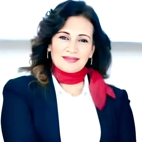 النائبة نيفين فارس