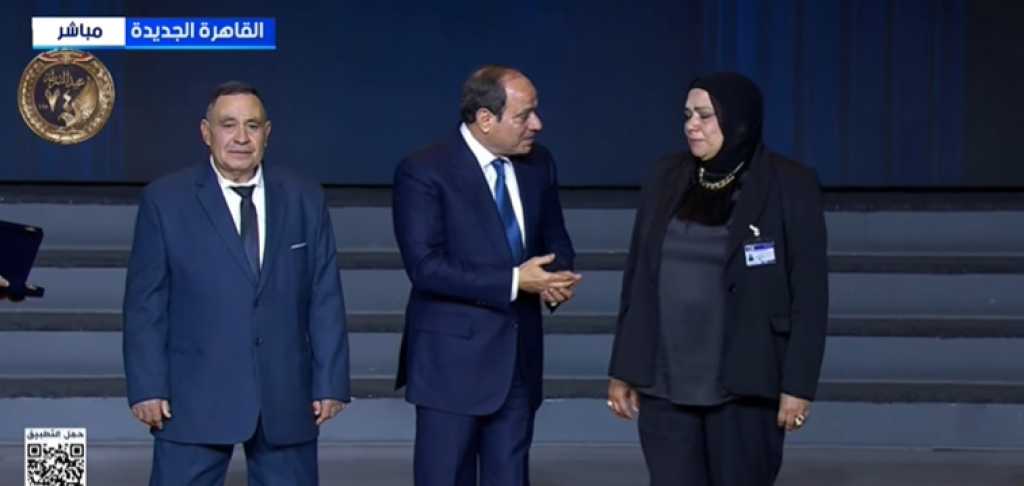 شاهد.. السيسي يكرم عددا من أسماء شهداء الشرطة خلال الاحتفال بالذكرى الـ 74 لعيد الشرطة