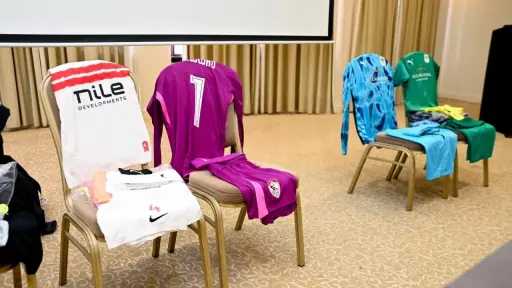 كواليس الاجتماع الفني لمباراة الزمالك والمصري في الكونفدرالية كواليس الاجتماع الفني لمباراة الزمالك والمصري في الكونفدرالية