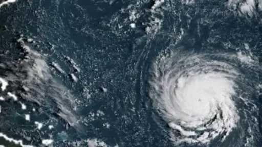 واشنطن وفرجينيا وماريلاند تعلن حالة الطوارئ تحسباً لعاصفة تضرب المنطقة