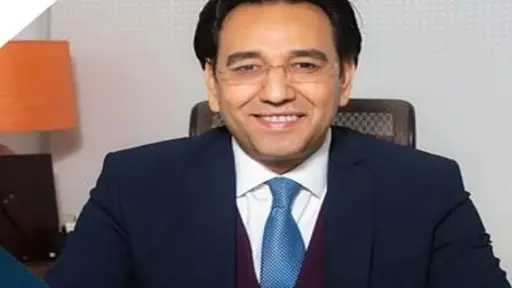 النائب أيمن محسب: كلمة الرئيس حملت رسائل مهمة.. عدم الانسياق وراء الشائعات أبرزها