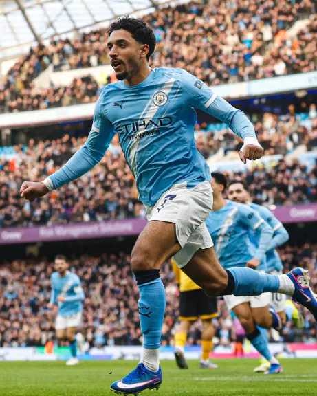 مانشستر سيتي يهزم وولفرهامبتون 2-0 في الدوري الإنجليزي