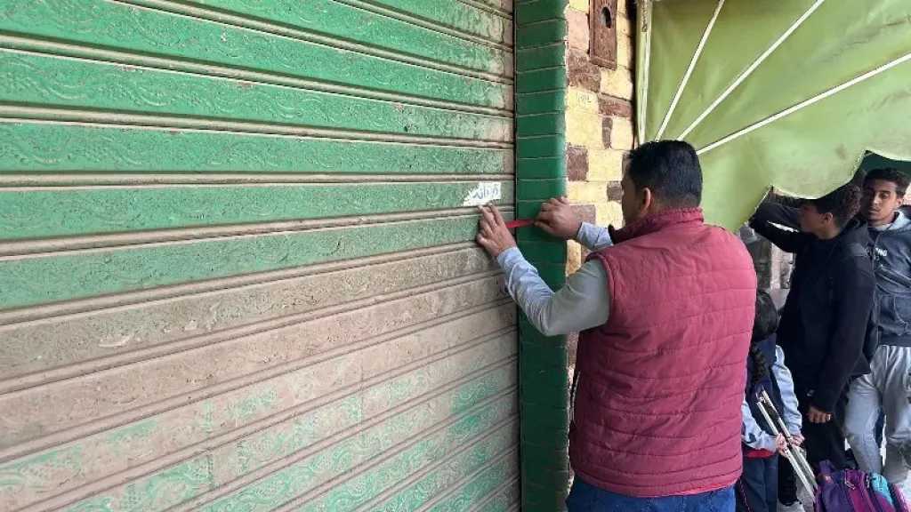 غلق 6 منشآت و147 ألفًا غرامات خلال حملات لمتابعة مواعيد الغلق بالإسكندرية