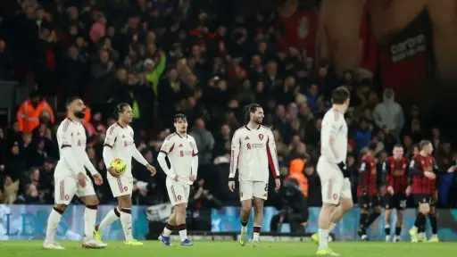 بمشاركة محمد صلاح، بورنموث يخطف فوزًا قاتلًا من ليفربول 3-2 بالدوري الإنجليزي