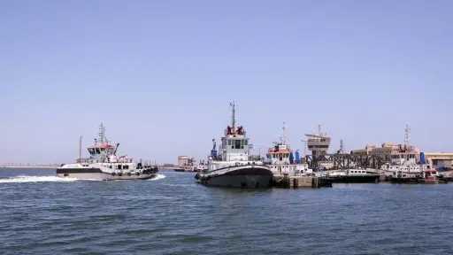 وزير النقل يعلن طفرة كبري في تداول بضائع ميناء دمياط