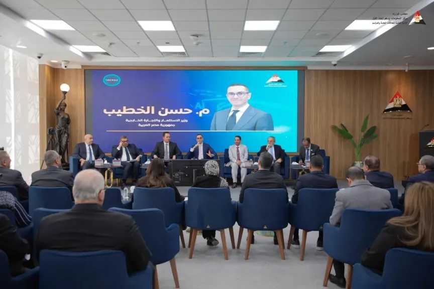 الخطيب: مصر تمتلك أدوات تؤهلها للاستفادة من مستقبل تقنيات الذكاء الاصطناعي في مجال الطاقة المتجددة
