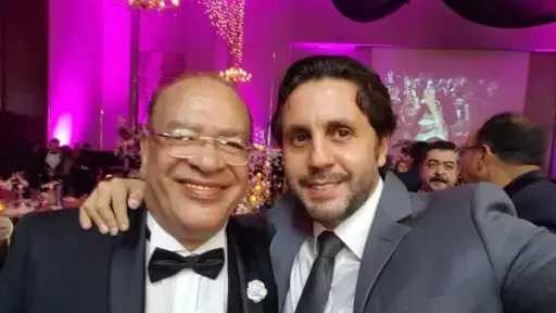 هشام ماجد يهنئ صلاح عبدالله بعيد ميلاده ويكشف مصير الجزء الثالث من «أشغال شقة»