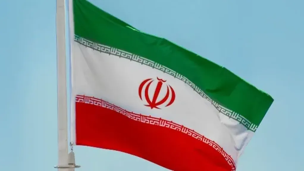 إيران 