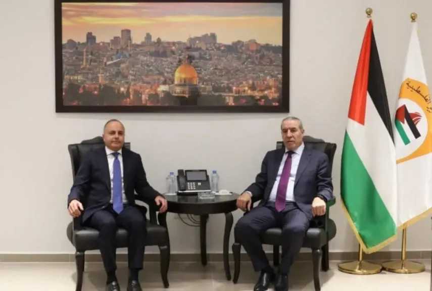 سفير مصر في رام الله يلتقي نائب الرئيس الفلسطيني