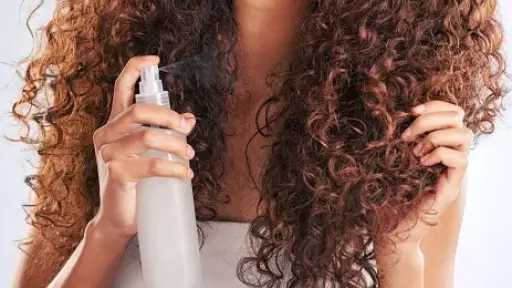 تعرف على أسباب تساقط الشعر