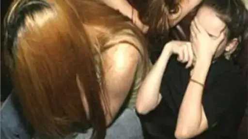 سقوط شبكة تمارس أعمال منافية للآداب عبر تطبيقات الهاتف