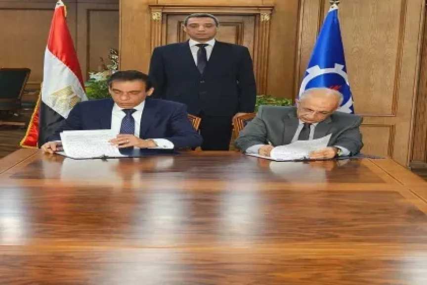 افتتاح مكتب للتصديقات والخدمات القنصلية بمحافظة السويس