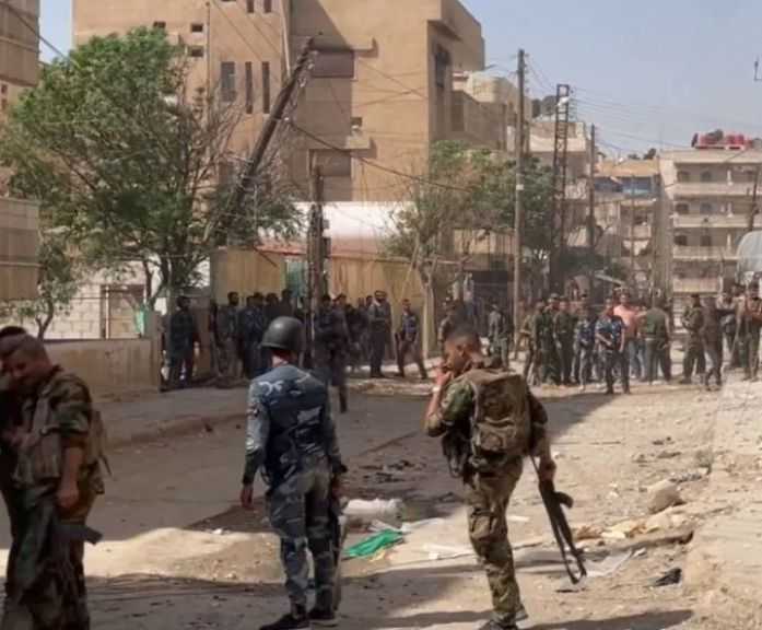 اشتباكات عنيفة بين الجيش السوري وقسد في محيط عين العرب