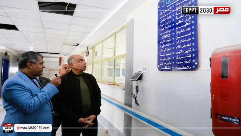 جانب من زيارة محافظ المنيا