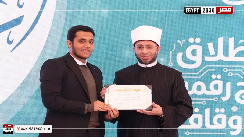 وزير الأوقاف يطلق أول برنامج رقمي لإدارة حركة التنقلات