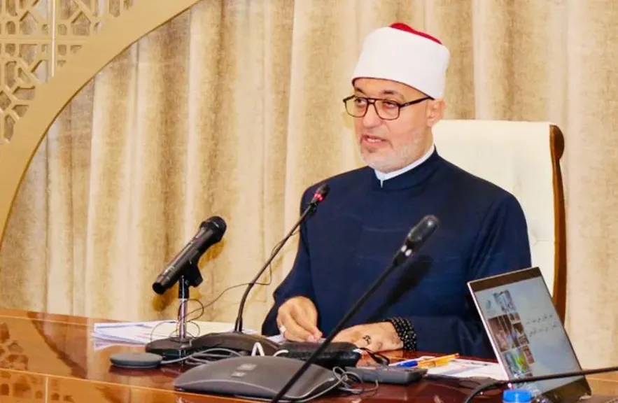 الدكتور نظير عياد مفتي الجمهورية