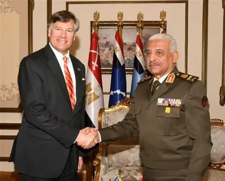 القائد العام للقوات المسلحة يلتقى نائب وزير الخارجية الأمريكى