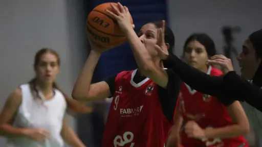 ‏«سيدات سلة الأهلي» يواجه هليوبوليس في نهائي دوري المنطقة