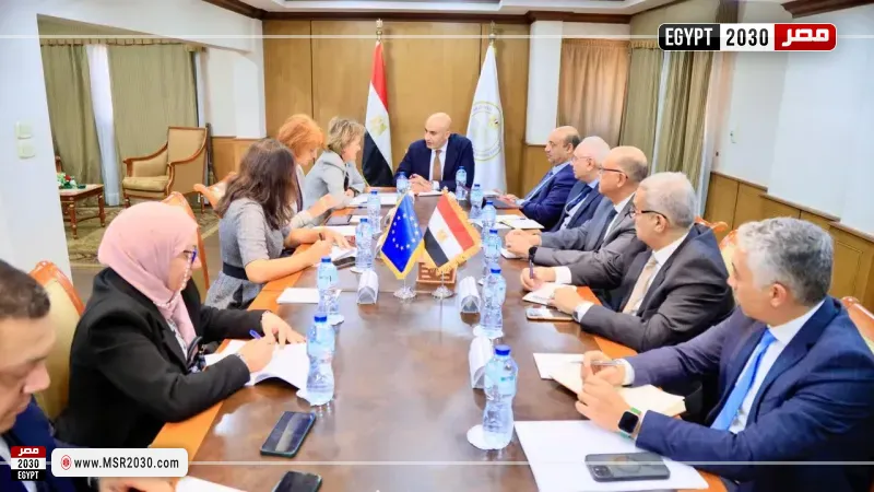 اجتماع محمد عبداللطيف وزير التربية والتعليم والتعليم الفني