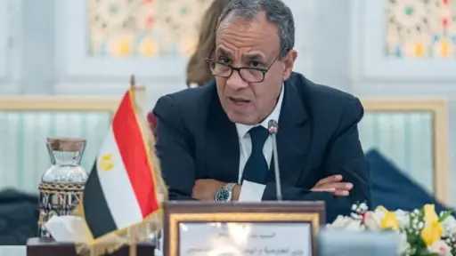 اتصالات مكثفة لوزير الخارجية لبحث التطورات الإقليمية وخفض... اتصالات مكثفة لوزير الخارجية لبحث التطورات الإقليمية وخفض التصعيد بالمنطقة