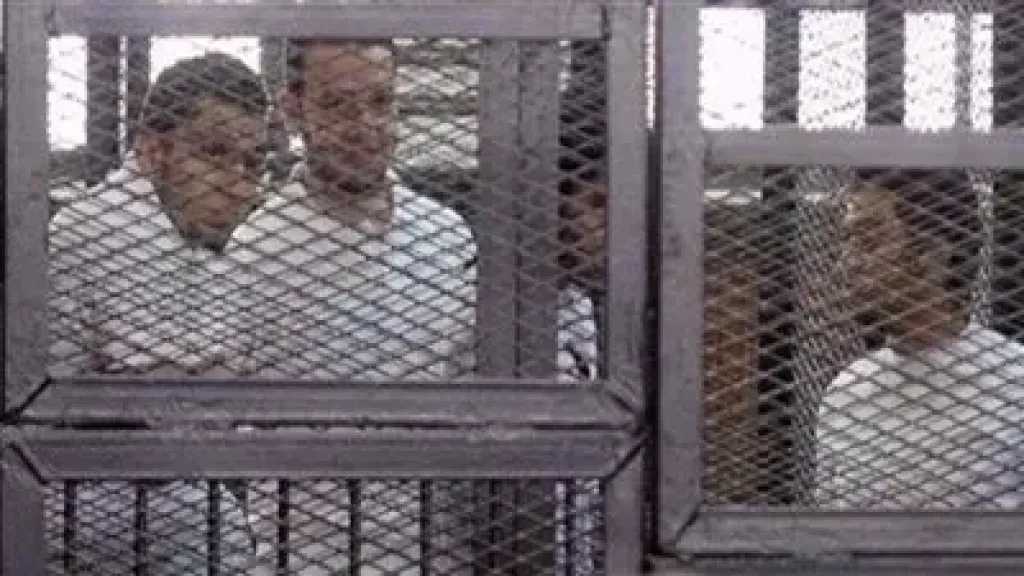 جنايات الإرهاب تقضي بالمؤبد والمشدد للمتهمين بخلية تهريب العملة