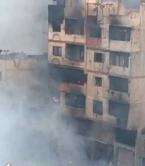 10 سيارات إطفاء تكافح حريق نشب فى 4 منازل بمنشأة ناصر